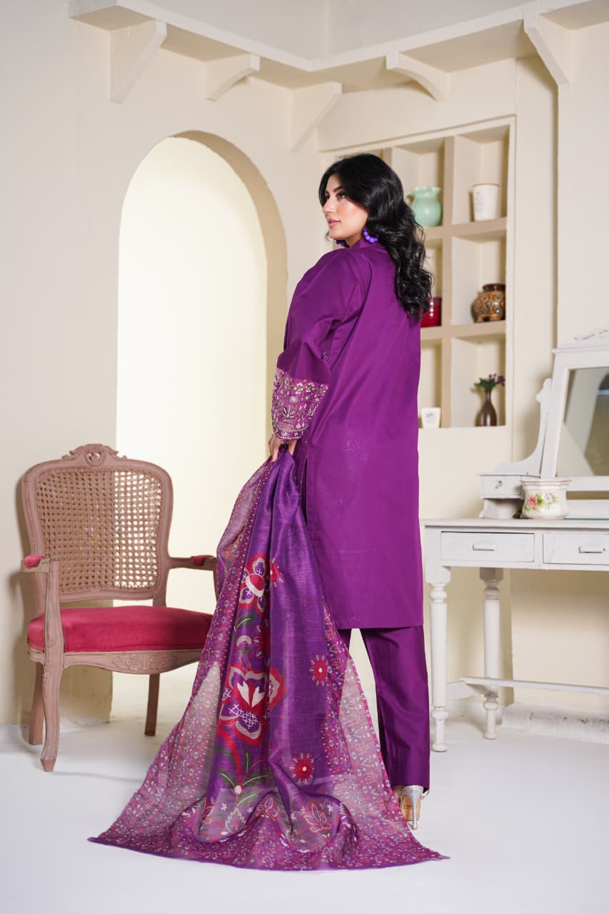 Premium Stitched 3-piece Khaddar Suit | D-3